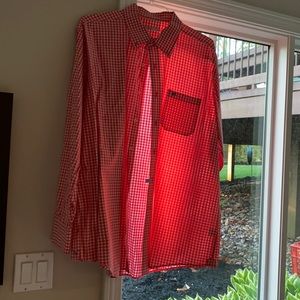 Southern Tide Long Sleeve Button Down Shirt.